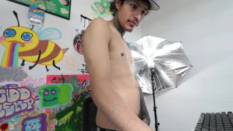 - trieone online show from January 13, 4:23 pm