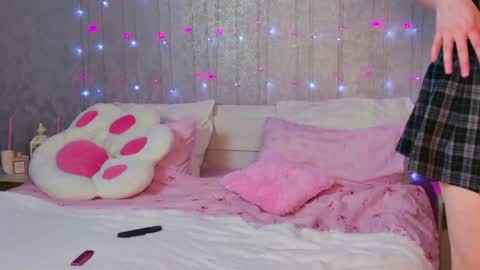 Luna online show from March 8, 2:21 pm