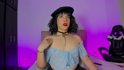 Snapshot of trinydoll chatting on April 30, 2:01 pm Triny online show from April 30, 2:01 pm