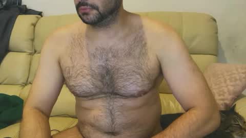 Snapshot of trip2nite3000 chatting on December 17, 6:09 pm Ramiro online show from December 17, 6:09 pm