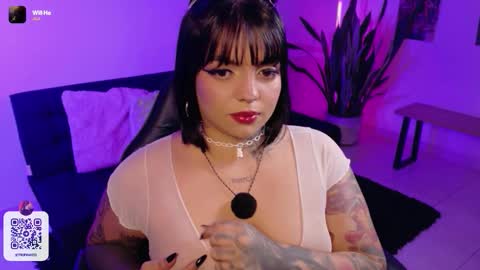 Val martinez  online show from February 21, 12:28 pm