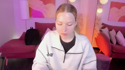 Snapshot of triplesec_ chatting on October 17, 1:25 pm Tasya online show from October 17, 1:25 pm