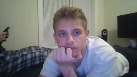 Snapshot of tripp_redmoore chatting on April 30, 12:06 am Tripp Redmoore online show from April 30, 12:06 am