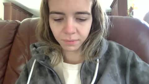 trippybb222 online show from November 7, 3:56 pm