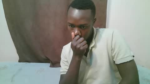 Tris6 online show from October 29, 8:49 am