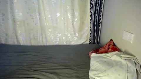 Snapshot of trisboo5 chatting on February 9, 8:13 pm Trisboo5 online show from February 9, 8:13 pm