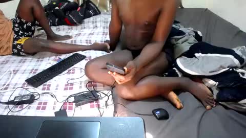 Snapshot of trisboo5 chatting on February 26, 2:57 pm Trisboo5 online show from February 26, 2:57 pm