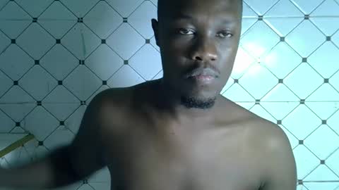 Trisboo5 online show from April 2, 5:10 pm