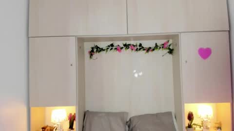 TRISHA online show from March 8, 4:12 am