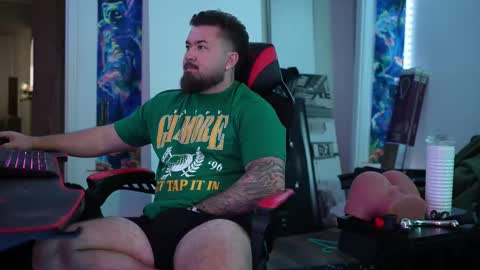 tristanhardwood online show from February 4, 11:42 pm