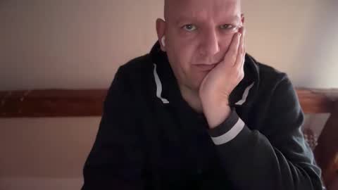 Triton online show from October 19, 1:34 pm