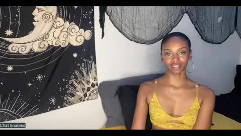 trixie_luv online show from November 19, 2:39 pm