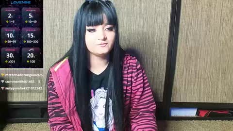 trixiedoescamcam online show from January 9, 4:52 am