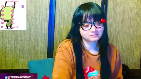 trixiedoescamcam online show from November 20, 12:55 am