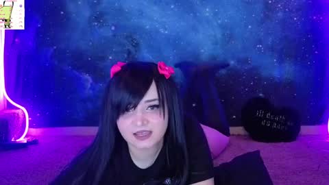 trixiedoescamcam online show from June 2, 5:15 pm