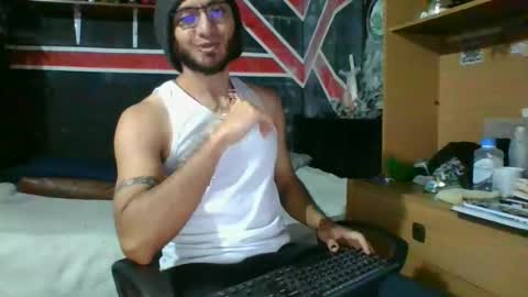 Andrew online show from January 3, 10:51 pm