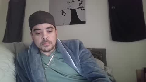 Snapshot of trod1975 chatting on February 18, 4:04 am trod1975 online show from February 18, 4:04 am