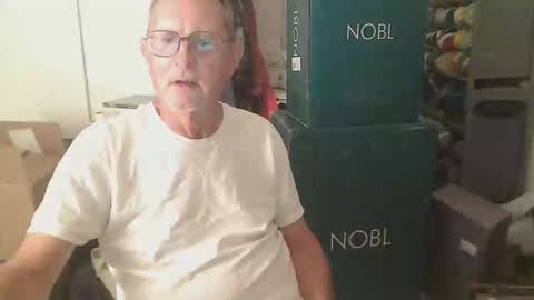 Snapshot of troffer1020 chatting on May 21, 1:01 am Troffer online show from May 21, 1:01 am