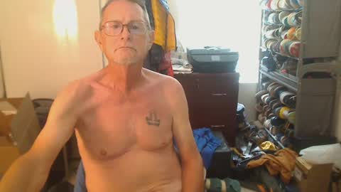 Snapshot of troffer1020 chatting on June 24, 11:04 pm Troffer online show from June 24, 11:04 pm