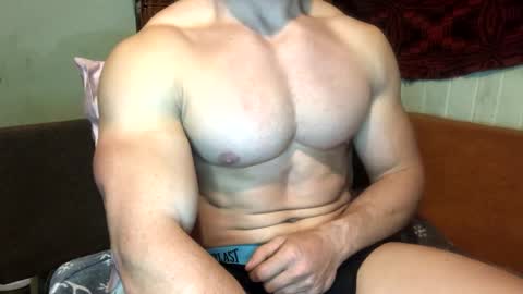 Snapshot of troncq chatting on March 8, 3:35 pm Troncq online show from March 8, 3:35 pm