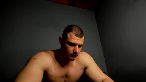Snapshot of troy_bigtitan chatting on May 24, 11:15 am Troy online show from May 24, 11:15 am