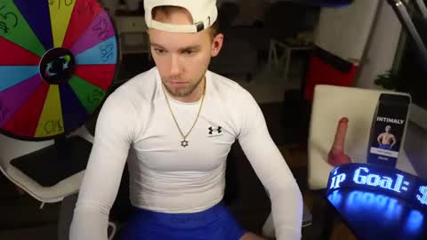 Troy Green online show from February 1, 4:03 am