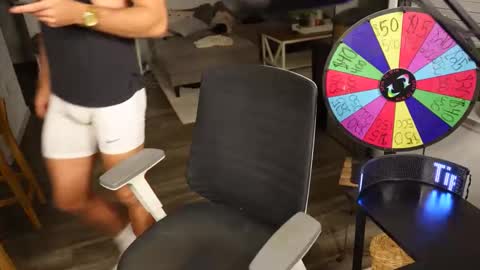 Troy Green online show from November 16, 3:45 am