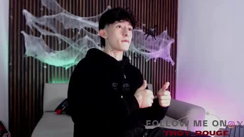 Troy online show from October 27, 7:07 pm