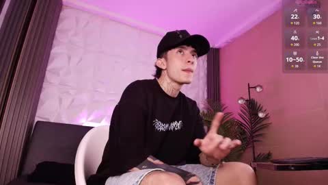 Troy online show from November 21, 7:56 pm