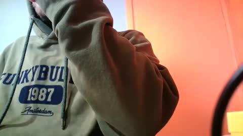 truble_again online show from April 1, 8:48 am