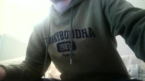 truble_again online show from April 24, 7:11 am