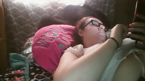 Snapshot of truckerswifetobe chatting on February 4, 7:11 pm TruckersWifeToBe online show from February 4, 7:11 pm