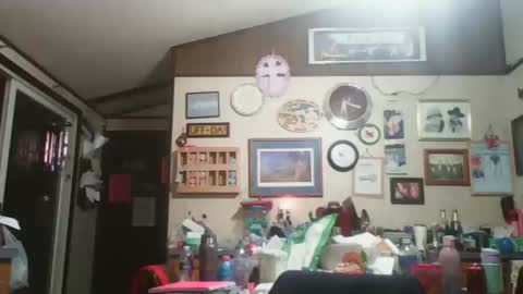 Snapshot of truckerswifetobe chatting on September 11, 3:06 am TruckersWifeToBe online show from September 11, 3:06 am