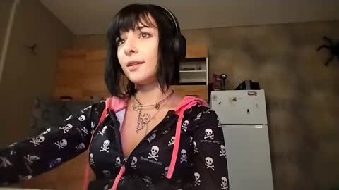 Poly online show from January 9, 12:30 pm