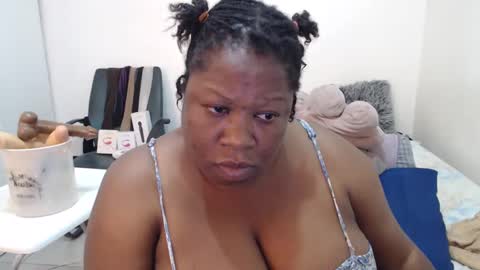 Snapshot of truebella30 chatting on January 2, 11:09 am TrueBella30 online show from January 2, 11:09 am