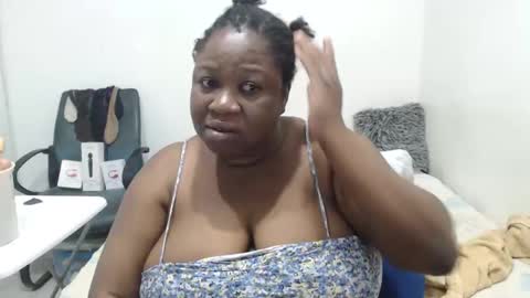 Snapshot of truebella30 chatting on January 21, 7:17 pm TrueBella30 online show from January 21, 7:17 pm