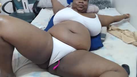 Snapshot of truebella30 chatting on January 28, 6:38 am TrueBella30 online show from January 28, 6:38 am