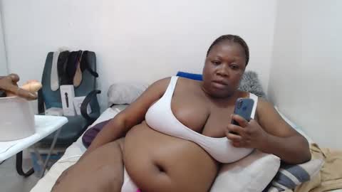 Snapshot of truebella30 chatting on January 28, 10:23 am TrueBella30 online show from January 28, 10:23 am