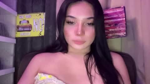 Snapshot of ts_athisa chatting on July 7, 10:14 pm ts_athisa online show from July 7, 10:14 pm