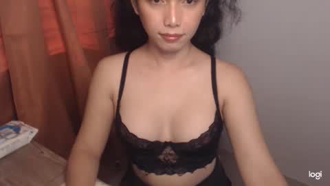Snapshot of ts_samantha22 chatting on April 15, 11:16 pm Samantha Eli online show from April 15, 11:16 pm