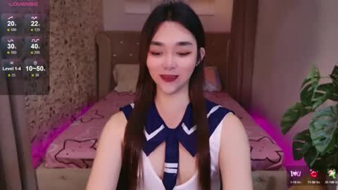 ts_yoshi_ online show from October 4, 2:20 am