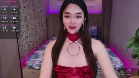 ts_yoshi_ online show from October 10, 5:56 pm