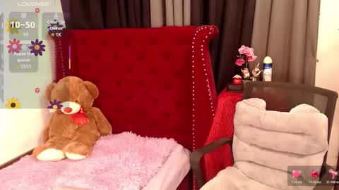 Snapshot of tsasianseductivehot chatting on January 16, 10:14 pm YourBella online show from January 16, 10:14 pm