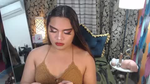 Snapshot of tsbrianabankhugecock chatting on December 6, 6:28 pm brianna online show from December 6, 6:28 pm