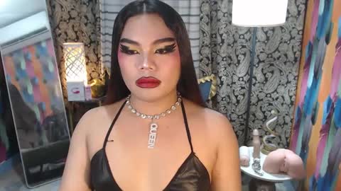 Snapshot of tsbrianabankhugecock chatting on February 10, 9:04 pm brianna online show from February 10, 9:04 pm