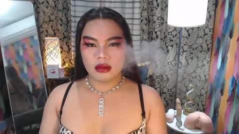 Snapshot of tsbrianabankhugecock chatting on February 13, 6:05 pm brianna online show from February 13, 6:05 pm