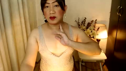 Carolina online show from June 8, 6:19 pm