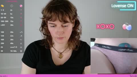 Ellie Ryder online show from March 18, 12:14 am