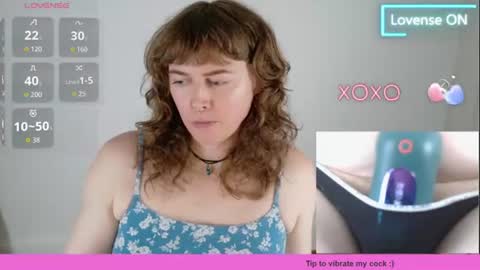 Snapshot of tsellieryder chatting on July 21, 10:56 pm Ellie Ryder online show from July 21, 10:56 pm