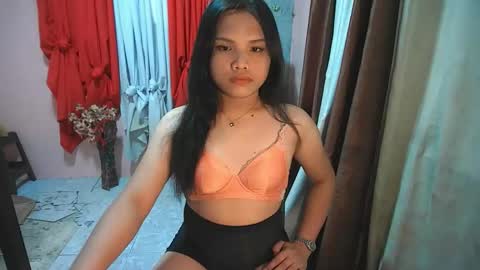 Snapshot of tsfucking_yurixxx chatting on February 11, 8:19 am tsfucking_yurixxx online show from February 11, 8:19 am